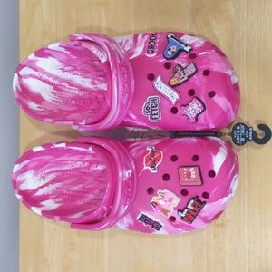 Crocs 🐊 Classic Marbled Clog 🩷 Pink customized with Mean Girls charms 💅 m7/w9